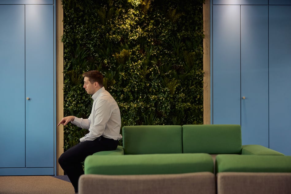 SmartSearch_OfficeLifestyle_Feb25_185-1